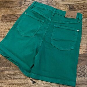 Judy Blue Garment Dyed Shorts Size Medium